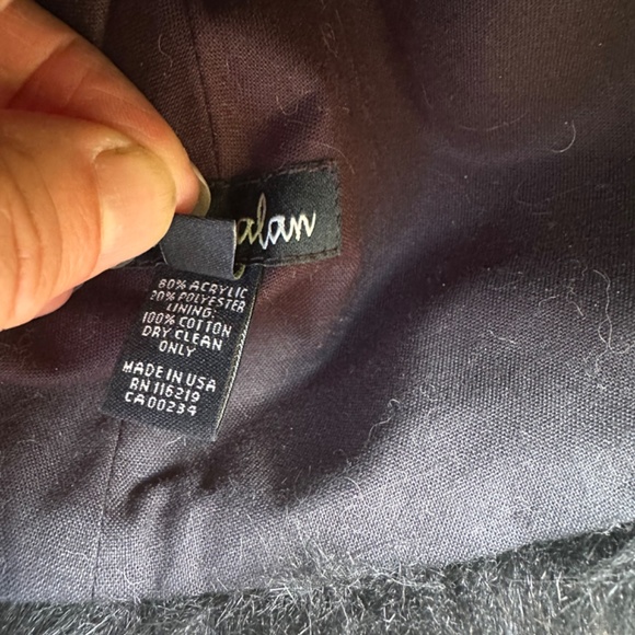 Steven Alan Black Faux fur beanie Size O/S - Picture 3 of 3